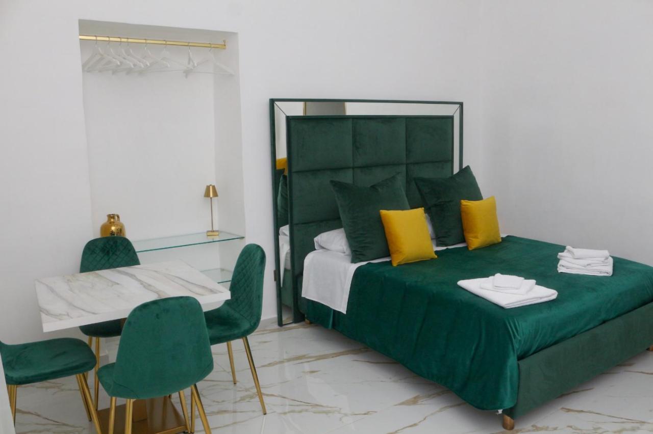 Valeryroom Naples Luaran gambar