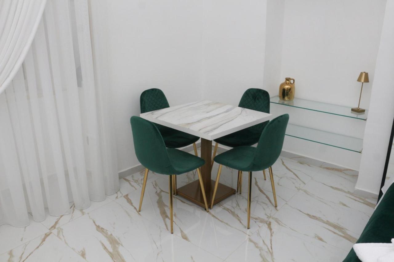 Valeryroom Naples Luaran gambar